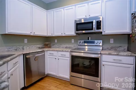 105 E Commons Dr, Morganton, NC 28655 photo 12