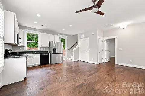 Living - 146 Mock Rd, Davidson, NC 28036 photo 2 of 4