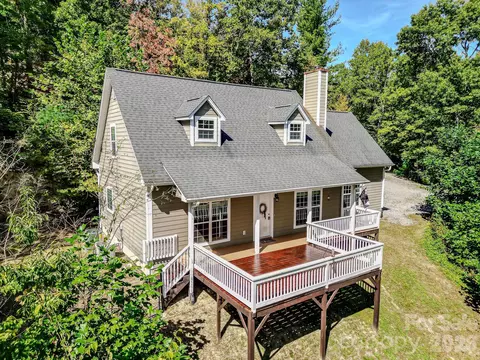 265 Raven Top Dr, Penrose, NC 28766