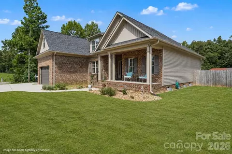 Exterior - 1319 Baucom Rd, Monroe, NC 28110 photo 2 of 3