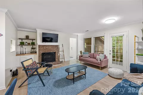 3520 Colony Crossing Dr, Charlotte, NC 28226