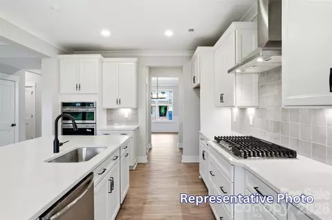 Kitchen - 5213 Devonshire Rd, Denver, NC 28037 photo 3 of 5