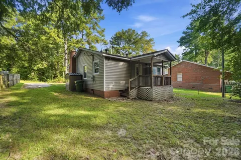 Exterior - 817 E Dunlap St, Lancaster, SC 29720 photo 7 of 11