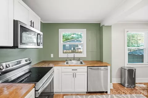 Kitchen - 817 E Dunlap St, Lancaster, SC 29720 photo 2 of 2