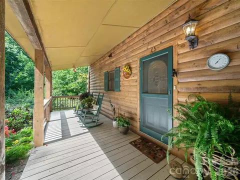 Exterior - 185 Blue Bird Ln, Spruce Pine, NC 28777 photo 10 of 11