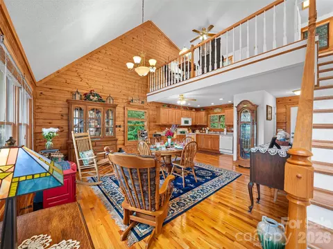 Dining - 185 Blue Bird Ln, Spruce Pine, NC 28777 photo 2 of 3