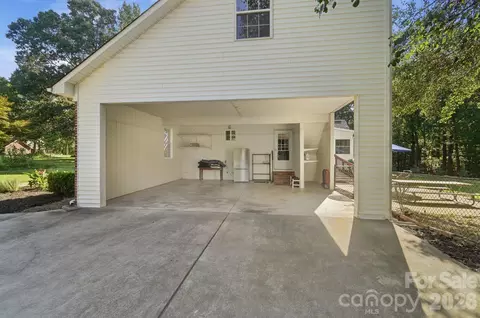 Exterior - 416 Ambrose Ln, Monroe, NC 28110 photo 6 of 7
