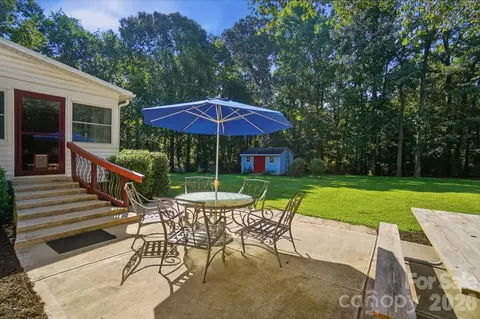 Exterior - 416 Ambrose Ln, Monroe, NC 28110 photo 4 of 7
