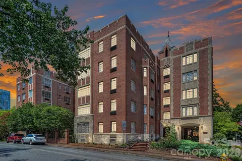 301 W 10th 308 St #308, Charlotte, NC 28202