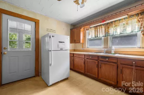 Other - 2656 Barrier Loop, Morganton, NC 28655 photo 6 of 14