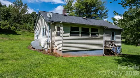 Exterior - 2656 Barrier Loop, Morganton, NC 28655 photo 1 of 2
