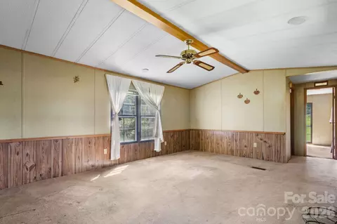 Living - 2660 Barrier Loop, Morganton, NC 28655 photo 2 of 3