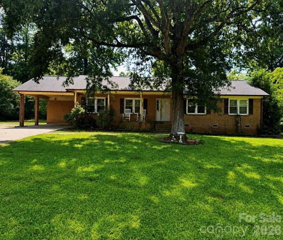 44471 Dogwood Ln, New London, NC 28127