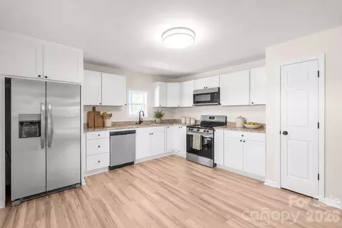 Kitchen - 500 Gregory Rd, Jefferson, SC 29718 photo 2 of 2