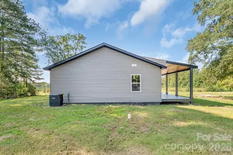 Exterior - 500 Gregory Rd, Jefferson, SC 29718 photo 8 of 8
