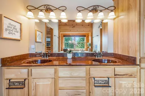 Bath - 175 Big Rock Rd, Bostic, NC 28018 photo 2 of 4