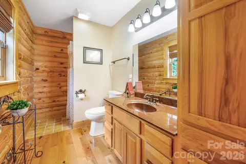 Bath - 175 Big Rock Rd, Bostic, NC 28018 photo 4 of 4