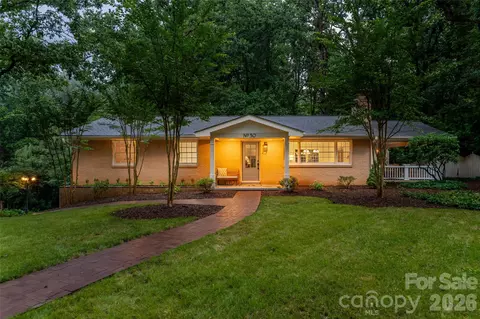 30 Stockwood Rd, Asheville, NC 28803