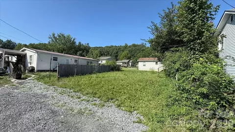 Burnt Road, Rosman, NC 28772