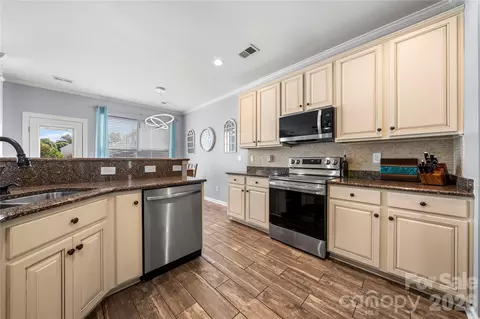Kitchen - 3304 Brackhill St, Davidson, NC 28036 photo 2 of 3