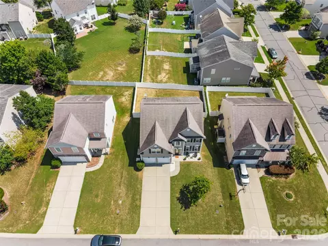 View/Area - 3304 Brackhill St, Davidson, NC 28036 photo 1 of 2