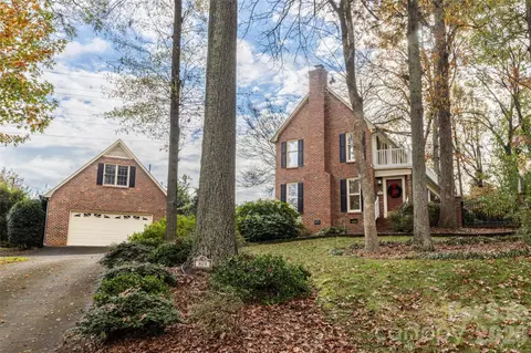 819 Willowhaven Ct, Rock Hill, SC 29732