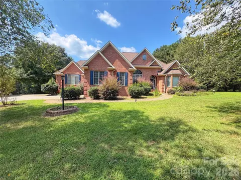 1304 Glenview Ln, Rock Hill, SC 29730