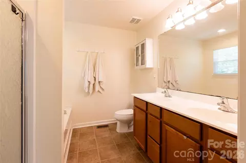 Bath - 7532 W Berkeley Rd, Denver, NC 28037 photo 1 of 4