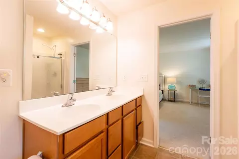 Bath - 7532 W Berkeley Rd, Denver, NC 28037 photo 2 of 4