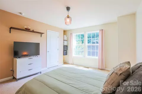 Bedroom - 7532 W Berkeley Rd, Denver, NC 28037 photo 5 of 11