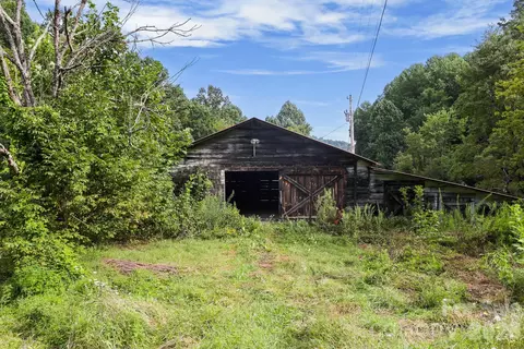 Exterior - 1545 N Fork Rd, Marshall, NC 28753 photo 1 of 3
