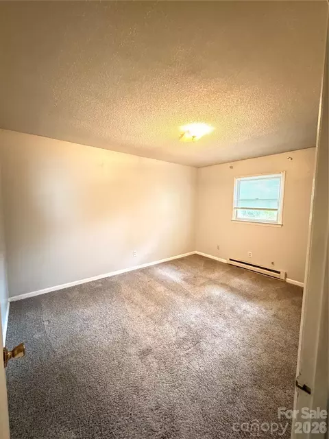 6783 Glover Ln, Stanley, NC 28164 photo 5