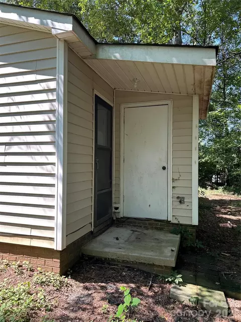6783 Glover Ln, Stanley, NC 28164 photo 8