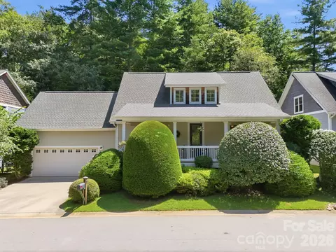 19 Oakhaven Ter, Asheville, NC 28803