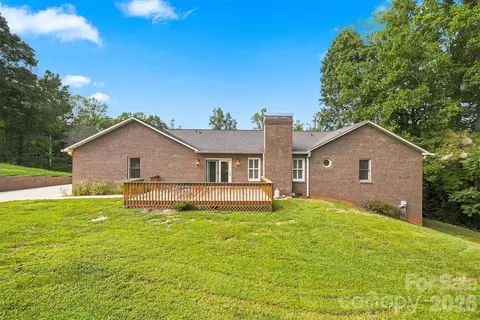 Exterior - 107 Timberline Dr, Morganton, NC 28655 photo 3 of 6