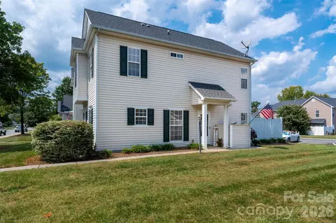 4150 Center Place Dr, Harrisburg, NC 28075