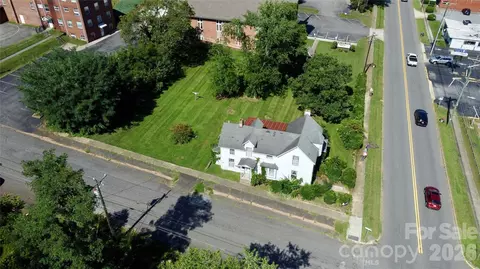 169 E Main St, Old Fort, NC 28762 photo 7
