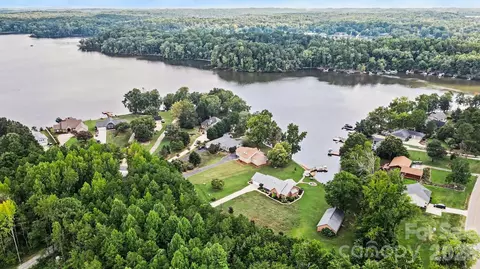 View/Area - 235 Pebble Pt, Salisbury, NC 28146 photo 4 of 4