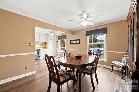 Dining - 6836 Dumbarton Dr, Charlotte, NC 28210 photo 3 of 3