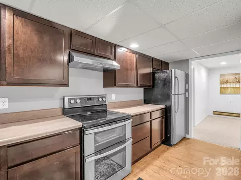 Kitchen - 335 Melrose 111 Ave #111, Tryon, NC 28782 photo 6 of 6