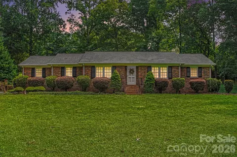 1204 Dumbarton 3 Rd #3, Gastonia, NC 28054