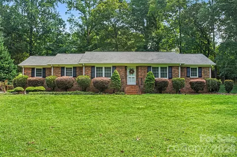 1204 Dumbarton 3 Rd #3, Gastonia, NC 28054