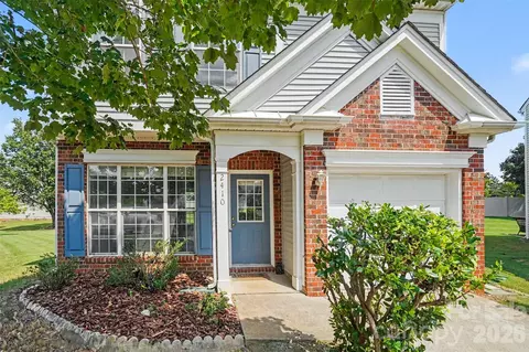 2410 Normancrest Ct, Charlotte, NC 28270