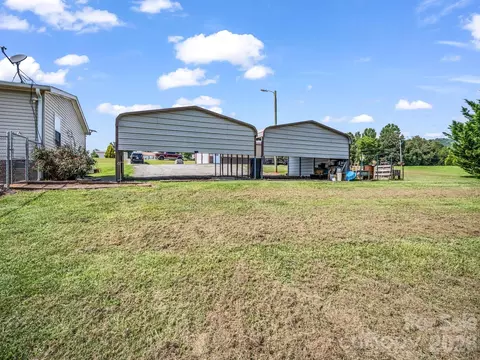 Exterior - 310 Brooks Road Ext, Bostic, NC 28018 photo 12 of 13