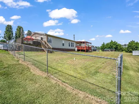 Exterior - 310 Brooks Road Ext, Bostic, NC 28018 photo 10 of 13