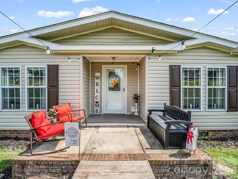 Exterior - 310 Brooks Road Ext, Bostic, NC 28018 photo 3 of 13