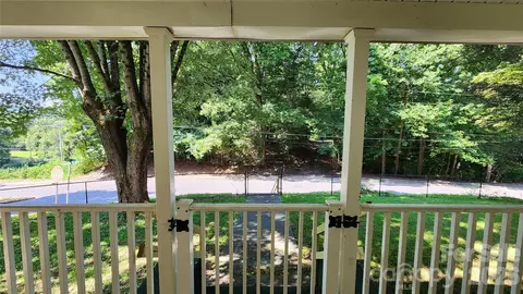 Exterior - 844 Connahetta St, Murphy, NC 28906 photo 2 of 5