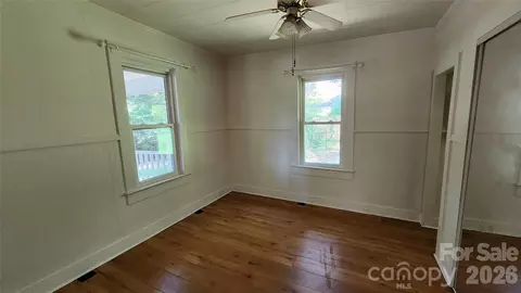 Bedroom - 844 Connahetta St, Murphy, NC 28906 photo 1 of 1