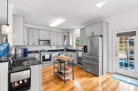 Kitchen - 7189 Windy Pine Cir, Denver, NC 28037 photo 4 of 4