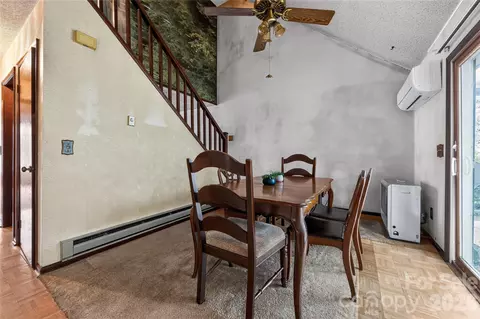 Dining - 131 Spencer St, Clyde, NC 28721 photo 4 of 4
